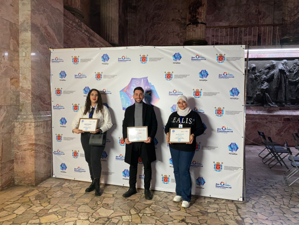 Иностранные студенты Педиатрического университета  - победители конкурса «Многогранный Петербург» 4