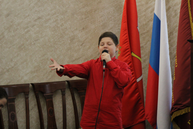 Педиатрический университет в кругу друзей: накануне Всемирного дня ребёнка в СПбГПМУ подписали соглашение с телеканалом «Санкт-Петербург» и приняли в дар картины 14