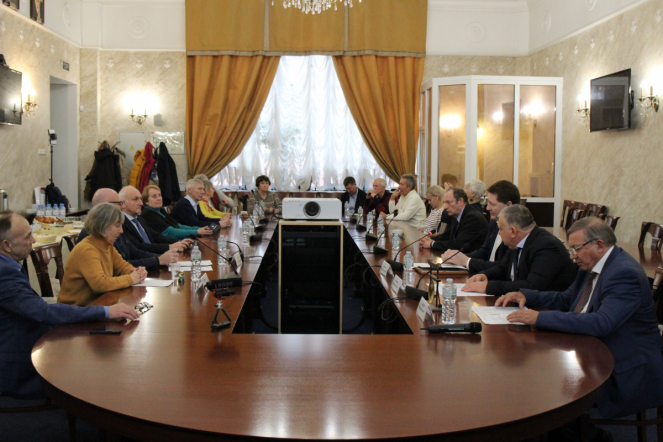 В Педиатрическом университете прошло заседание «Клуба Знаменитых Чемпионов» 7