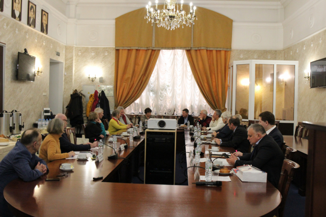 В Педиатрическом университете прошло заседание «Клуба Знаменитых Чемпионов» 32