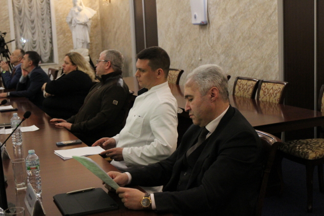 Врачи Педиатрического университета встретились с депутатом Государственной Думы Бадмой Башанкаевым 7