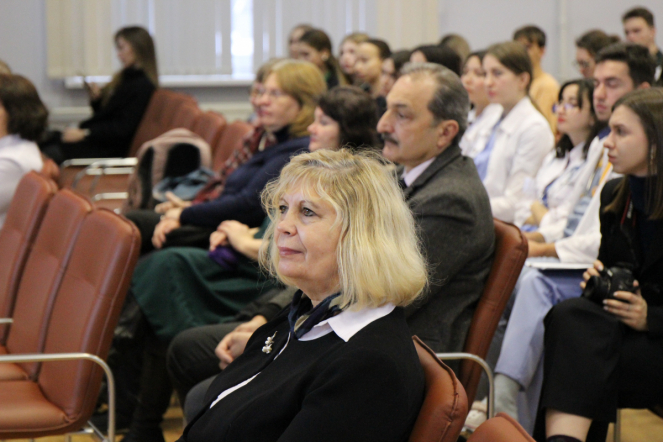 Настрой на победу: стартовала IX Всероссийская олимпиада  с международным участием «Будущее педиатрии» 38