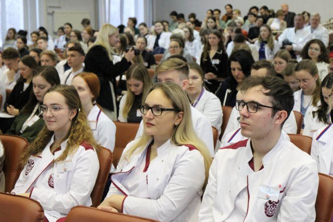 Настрой на победу: стартовала IX Всероссийская олимпиада  с международным участием «Будущее педиатрии» 39