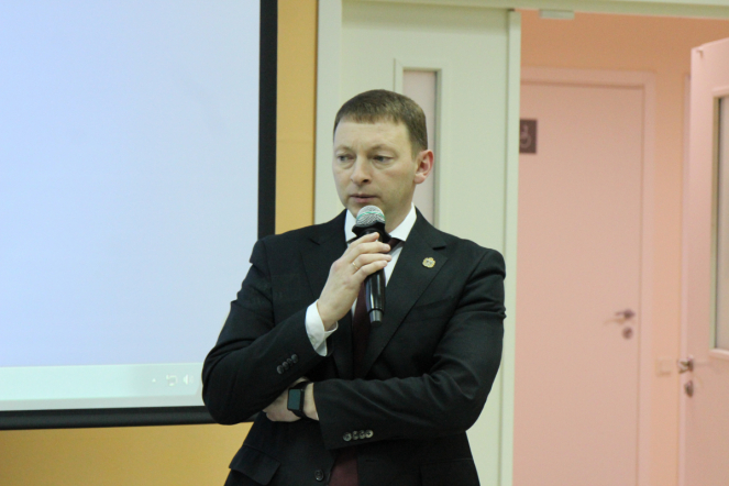 Студентам и ординаторам Педиатрического университета рассказали о возможностях трудоустройства в Новгородской области 3