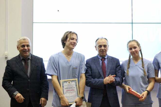 В Петербурге подвели итоги олимпиады «Будущее педиатрии» 31