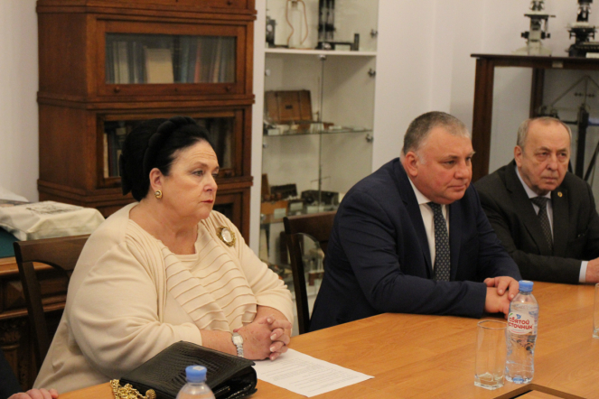 Глава Дома Романовых посетила Педиатрический университет 29