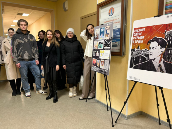 В Педиатрическом университете проходит рождественская выставка «Петербург 320» 4