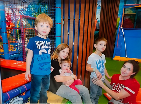 «Дети мотивируют меня развиваться»: 32-летняя петербурженка родила пятого ребёнка в Перинатальном центре Педиатрического университета