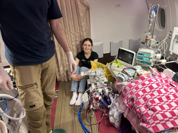 В Педиатрический университет бортом санавиации доставили четверых детей из Северо-Кавказского федерального округа 11