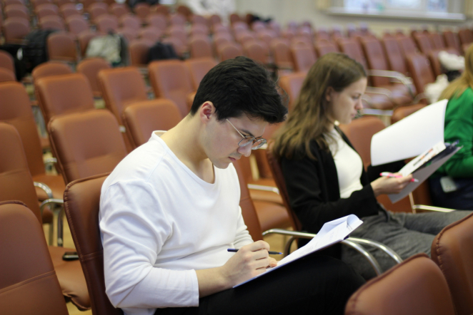 Во внутривузовской олимпиаде по педиатрии приняли участие 130 студентов 32