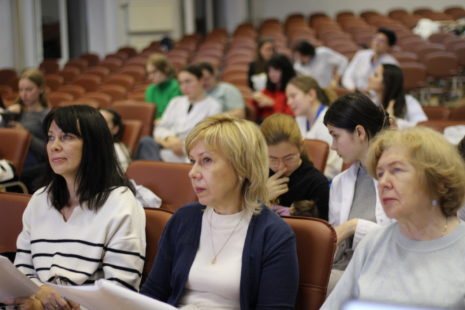 Во внутривузовской олимпиаде по педиатрии приняли участие 130 студентов 37