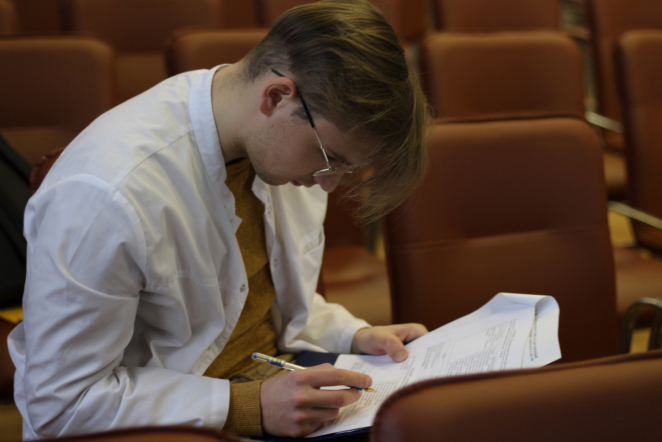 Во внутривузовской олимпиаде по педиатрии приняли участие 130 студентов 56