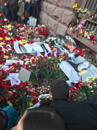 Студенты СПбГПМУ почтили память жертв теракта в метро Петербурга 1