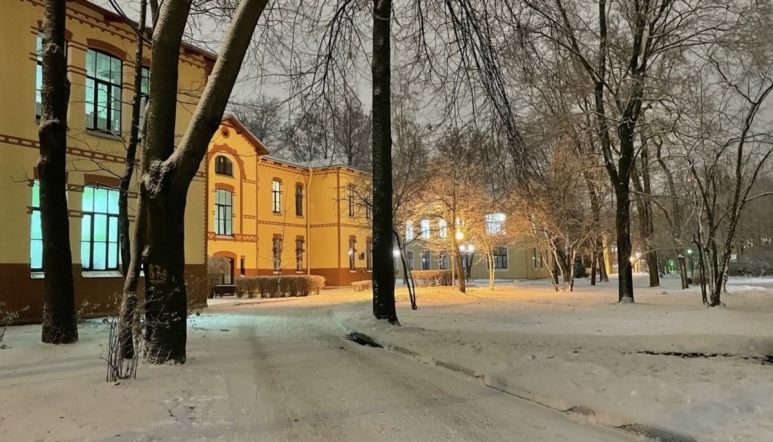 Подростку потребовалась сложная операция после несчастного случая с дверью