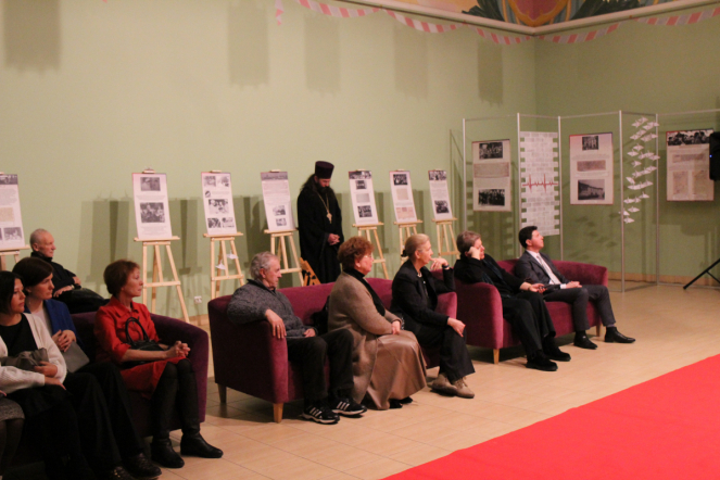 «Важнейшая веха в истории города»: в Санкт-Петербурге открыли выставку «Подвиг Ленинградских педиатров» 35