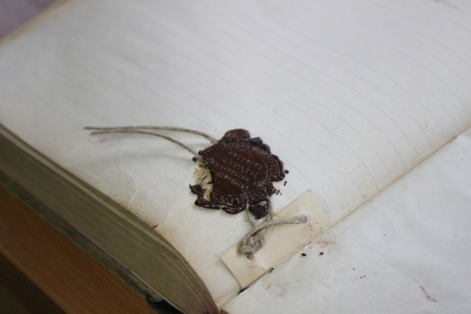 В Педиатрическом университете обнаружили редкий исторический документ - журнал вековой давности 7