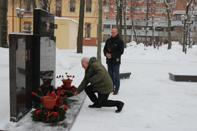 В Педиатрическом университете прошёл митинг, посвящённый 81-ой годовщине прорыва блокады Ленинграда