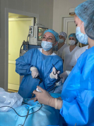 В ходе рабочей поездки в Кемерово, врачи Педиатрического университета выполнили операцию роженице с тяжёлой акушерской патологией 5