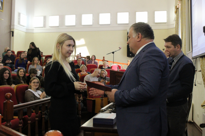 Клинические психологи Педиатрического университета получили дипломы 12