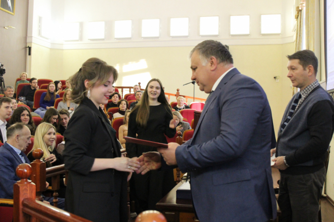 Клинические психологи Педиатрического университета получили дипломы 13