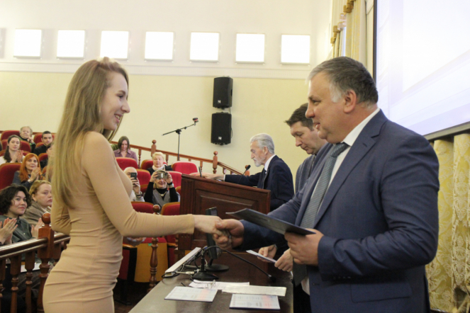 Клинические психологи Педиатрического университета получили дипломы 32