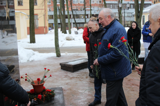 Педиатрический университет почтил память защитников Ленинграда 18