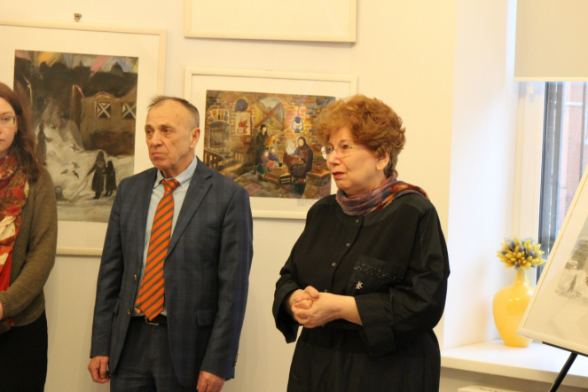 В музее Педиатрического университета открыли выставку «Память поколений», посвящённую 80-летней годовщине освобождения Ленинграда от блокады 8