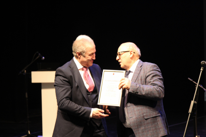 Педиатрический университет отметил Актовый день 14