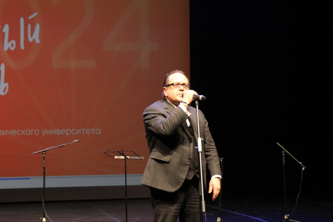 Педиатрический университет отметил Актовый день 17