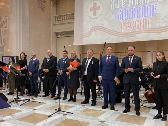 Сотрудники  Педиатрического университета награждены медалью «За жертвенное служение» 7