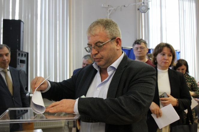 Ректором Педиатрического университета избрали Дмитрия Иванова 15