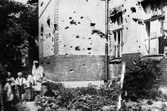 Педиатрический университет представил архивные документы в Законодательном Собрании Санкт-Петербурга