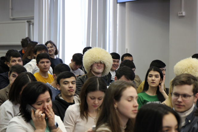 В Педиатрическом университете прошел ежегодный фольклорный фестиваль «Краски мира» 4