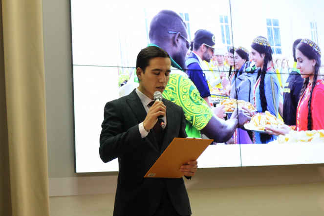 В Педиатрическом университете прошел ежегодный фольклорный фестиваль «Краски мира» 16