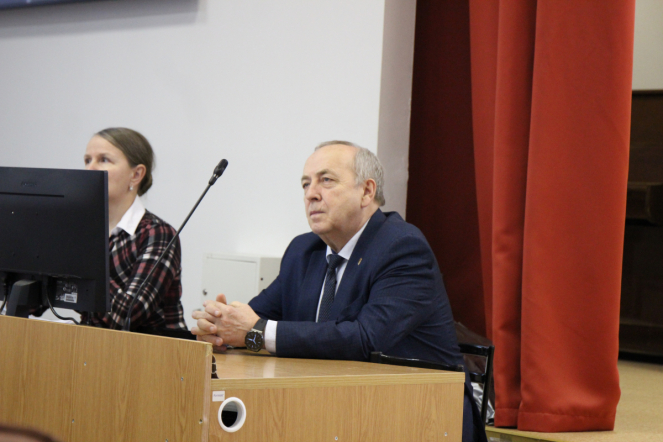 В Педиатрическом университете проходит форум «Будущая профессия врач» 10