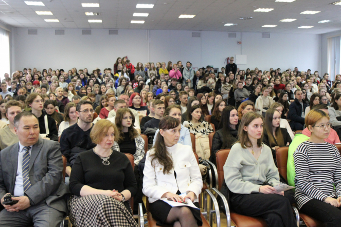 День открытых дверей в Педиатрическом университете собрал более 500 абитуриентов 4