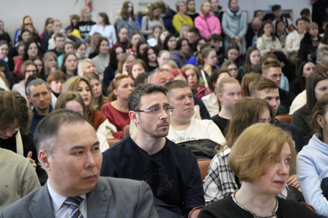 День открытых дверей в Педиатрическом университете собрал более 500 абитуриентов 6