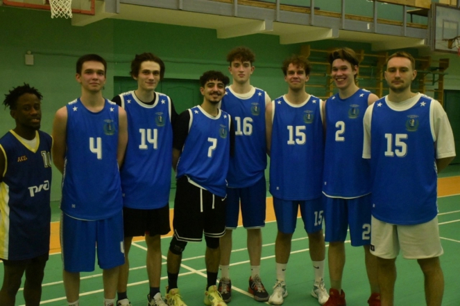 Баскетболисты Педиатрического университета провели товарищеские матчи 1