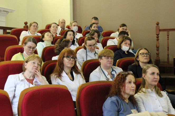 В Педиатрическом университете обсудили заболеваемость корью 8