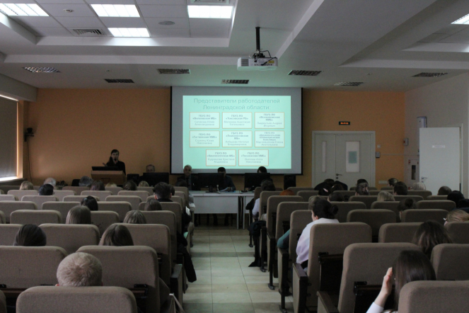 Студентам шестого курса Педиатрического университета рассказали подробности о трудоустройстве после целевого обучения