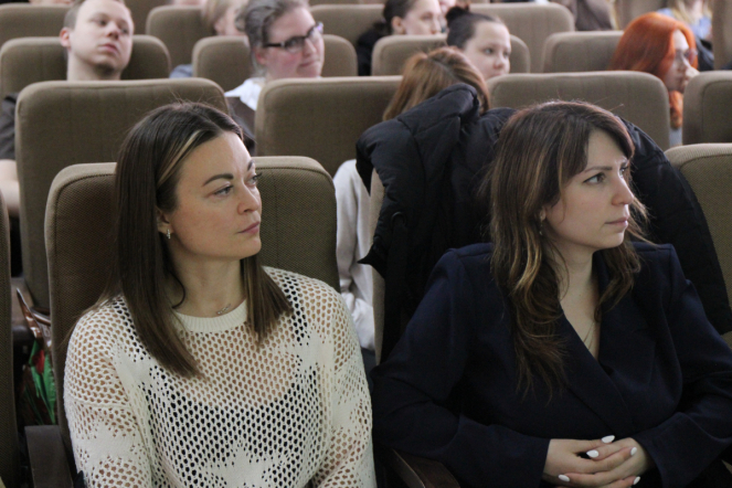 Студентам шестого курса Педиатрического университета рассказали подробности о трудоустройстве после целевого обучения 12