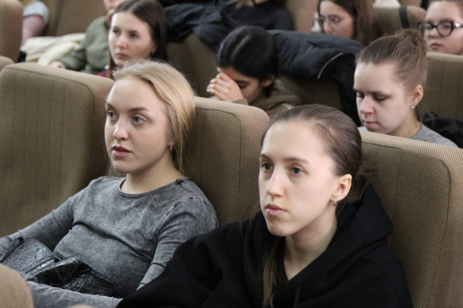 Студентам шестого курса Педиатрического университета рассказали подробности о трудоустройстве после целевого обучения 19