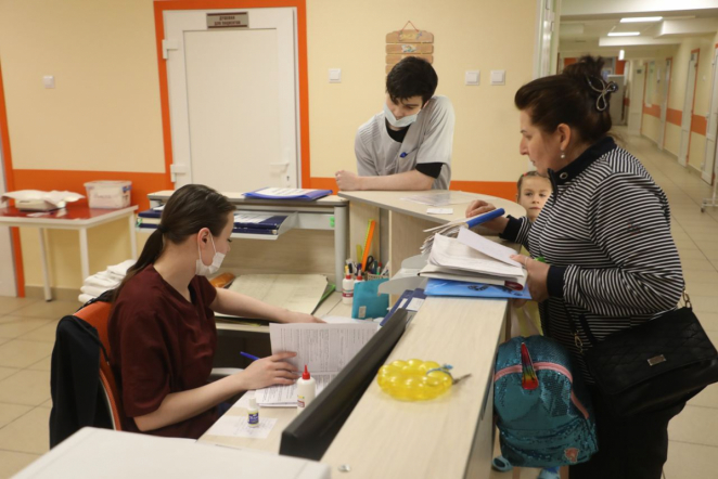 Педиатрический университет принял детей-сирот из Луганской Народной Республики 9