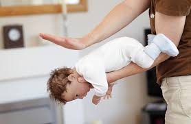 Врачи Педиатрического университета спасают девятимесячного ребёнка, в дыхательные пути которого попало инородное тело