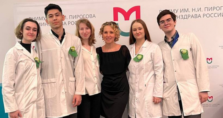 Студенты Педиатрического университета заняли третье место на олимпиаде по гистологии в Москве 1