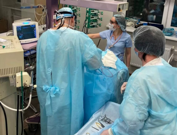 Врачи Педиатрического университета спасли младенца из Великого Новгорода 2