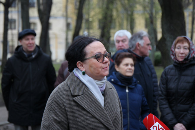 В Педиатрическом университете запустили фонтан и повесили скворечники 5