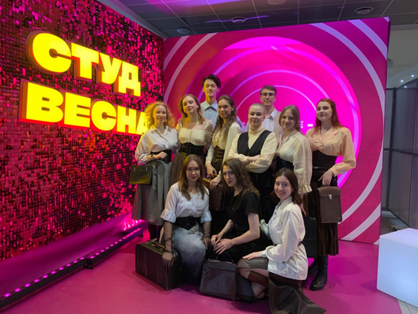 Участники студенческого клуба «Гиппократ» — лауреаты театрального конкурса «Студенческая весна в Санкт-Петербурге» 4