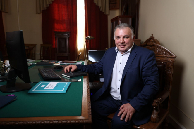 Ректор Педиатрического университета рассказал о работе вуза изданию «Социальная политика»