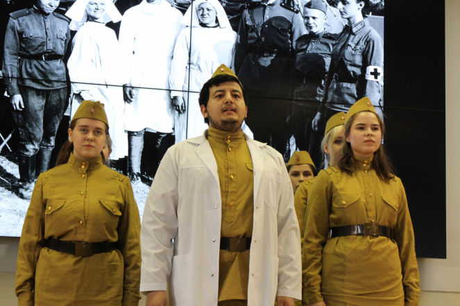 Студенты Педиатрического университета исполнили песни Победы 76